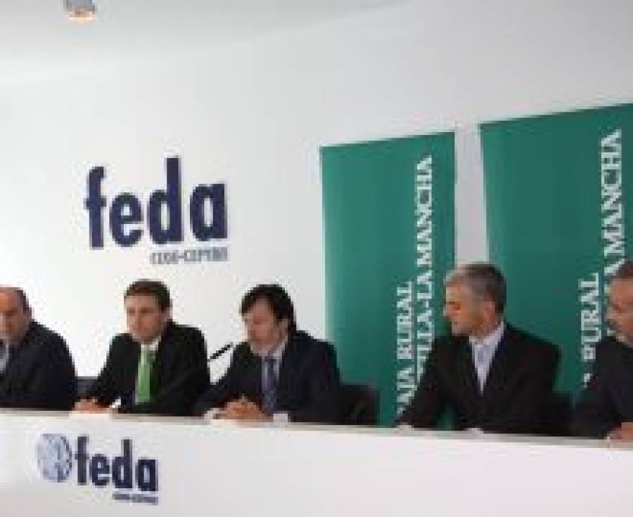 Fotografía de Caja Rural CLM proporciona 30 millones de euros a los empresarios de Albacete, ofrecida por FEDA