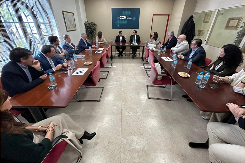 Infraestructuras como la A-32 ponen en común a FEDA con la organización empresarial de Málaga, CEM, y la CEA de Andalucía