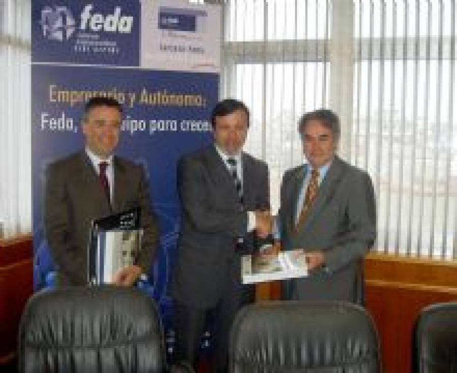 Fotografía de Caja Mediterráneo firma un acuerdo marco de colaboración con FEDA, ofrecida por FEDA