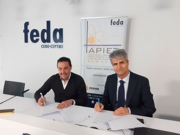 Fotografía de FITECAM y ASENTIA firman un convenio para fomentar la creación de un foro de seguridad industrial en Castilla-La Mancha, ofrecida por FEDA