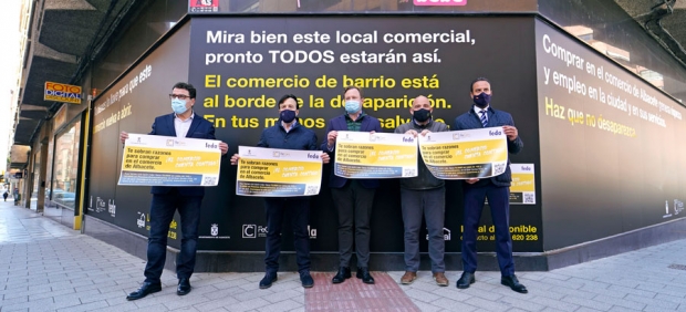 Fotografía de FECOM y el Ayuntamiento de Albacete lanzan la mayor campaña de apoyo al comercio local en la que se han implicado 500 establecimientos, ofrecida por FEDA
