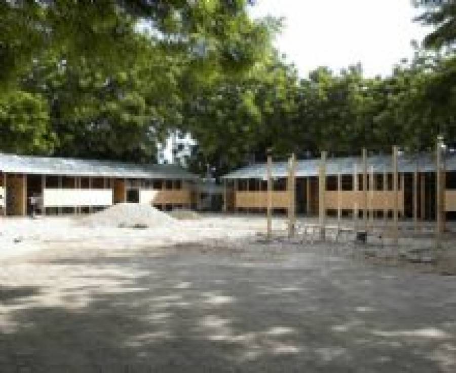 Fotografía de El donativo de FEDA para Haití, destinado a la reconstrucción de una escuela, ofrecida por FEDA