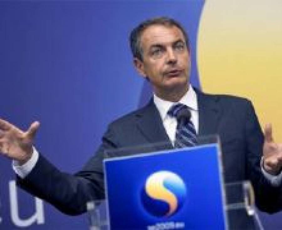 Fotografía de Zapatero descarta tocar el IRPF y confirma más presión sobre el capital, ofrecida por FEDA
