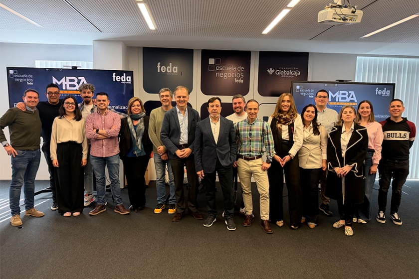Hombres y mujeres de empresa apuestan por el crecimiento profesional y personal en la XVII Edición del MBA de Escuela de Negocios FEDA