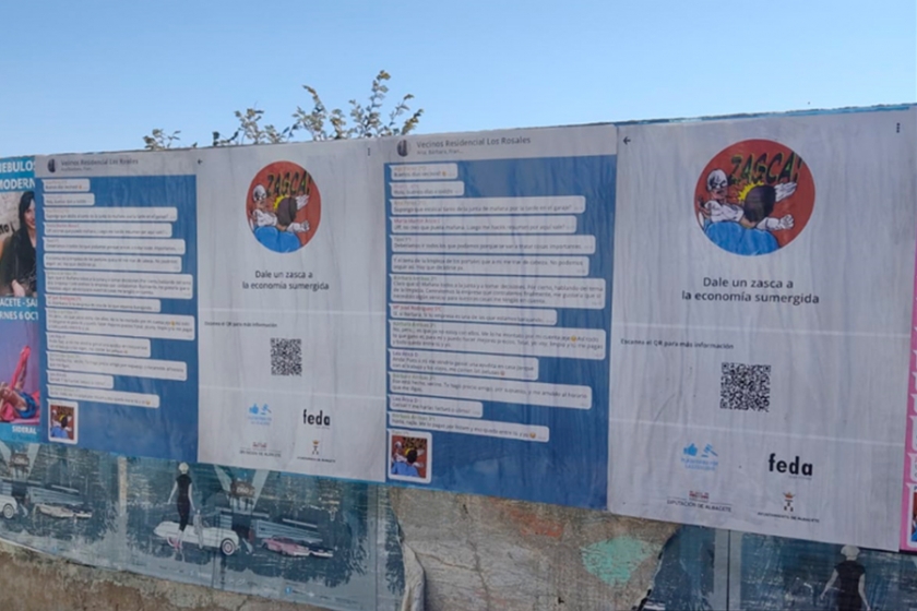 La campaña “Dale un zasca a la economía sumergida” se ha integrado en la ciudad con la pegada de carteles