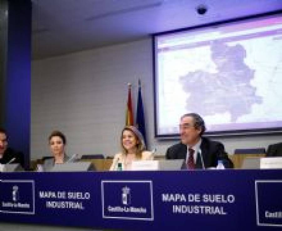 Fotografía de Cospedal presenta en CEOE el mapa industrial de Castilla-La Mancha, ofrecida por FEDA