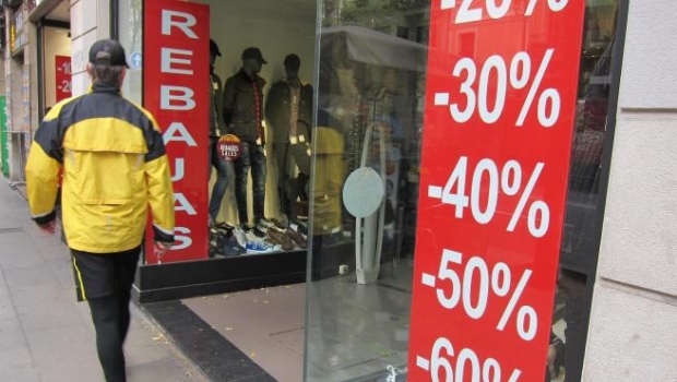 Fotografía de FECOM considera que prohibir las rebajas en tienda física atenta directamente contra el pequeño comercio, ofrecida por FEDA